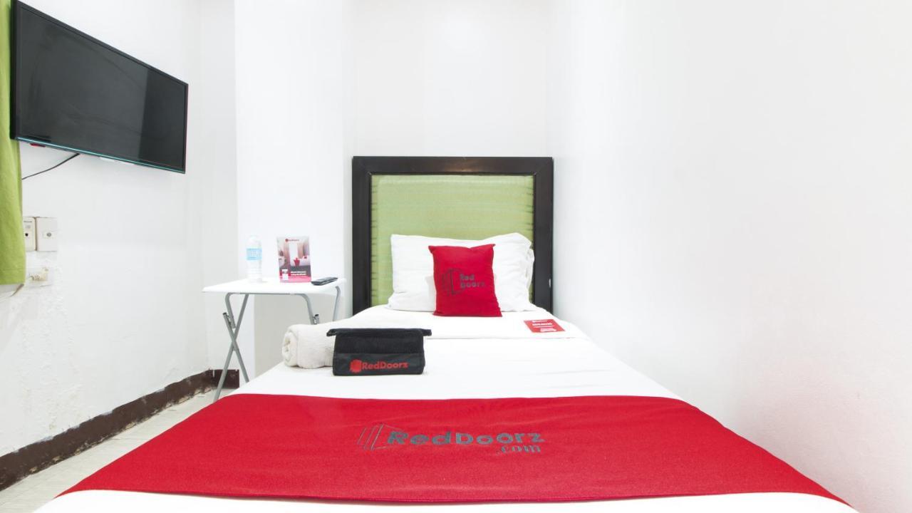 Reddoorz @ Real Fatima Tacloban Otel Anibong Dış mekan fotoğraf